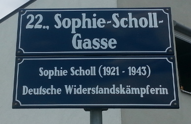 Erläuterungstafel Sophie Scholl, 1220.jpg