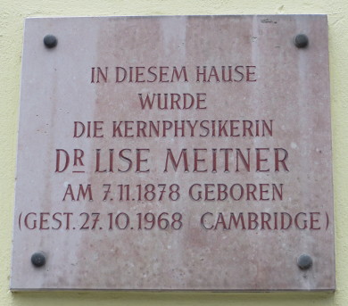 Gedenktafel Lise Meitner 1020 Heinestraße 27.JPG