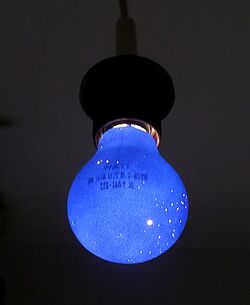 Verdunkelung2 Luftschutzlampe blau.jpg