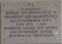Gedenktafel Anton Pick, Maimonides Zentrum, 1020 Simon-Wiesenthal-Gasse 5.jpg