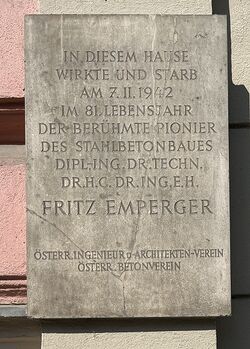 Emperger-Gedenktafel-Liechtensteinstraße.jpg