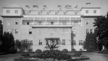 Das Sanatorium nach der Aufstockung durch <!--LINK'" 0:0-->, 1926