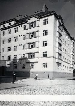Volkswohnhaus Kafkastraße.jpg