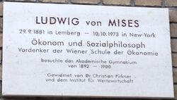 Gedenktafel Ludwig von Mises, 1010 Beethovenplatz 1.JPG