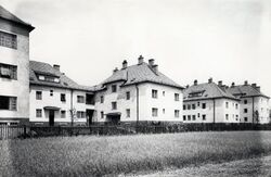 Wohnhausanlage Scheydgasse - gartenseitige Fassade.jpg