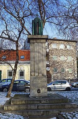 Kriegerdenkmal Wien Döbling.jpg