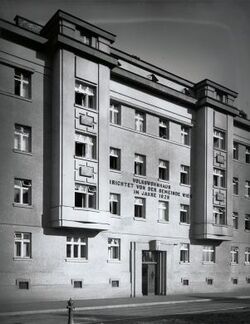 Wohnhausanlage Liebenstraße - Fassade 2.jpg