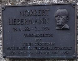 Denkmal Norbert Liebermann, 1180 Liebermannplatz.jpg