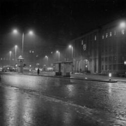 Julius-Tandler-Platz.jpg