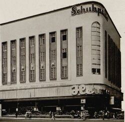 Schuhpalast Hermes.jpg