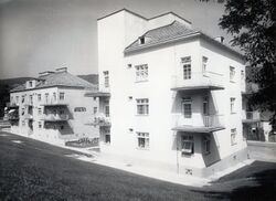 Wohnhausanlage Neustift am Walde - Fassade.jpg