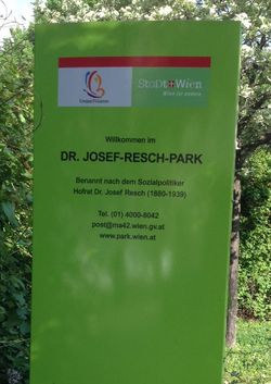 Parkbenennungstafel 1170 Dr.-Josef-Resch-Park.jpg