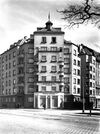 Volkswohnhaus Marinelligasse Eckfassade.jpg