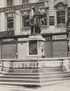 Leopoldsbrunnen 1905.jpg