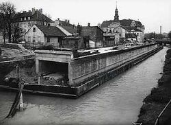 Liesingbach Hochwasser Amtshaus.jpg