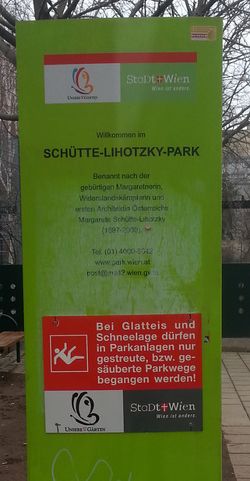 Parkbenennungstafel 1050 Schütte Lihotzky Park.jpg