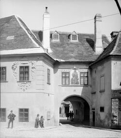 Brauerei St. Marx Portal.jpg