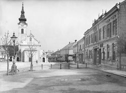 Maurer Hauptplatz.jpg