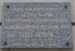 Gedenktafel Felix Slavik, 1080 Albertgasse 3A.jpg